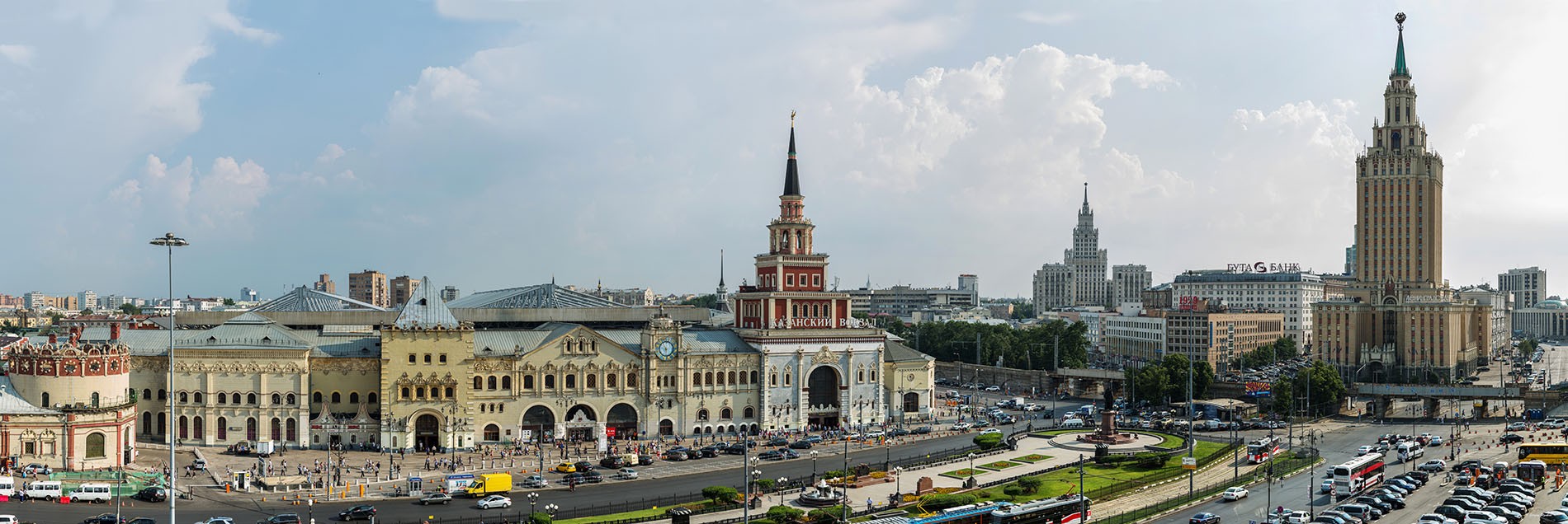 Парковка на Казанском вокзале в Москва)